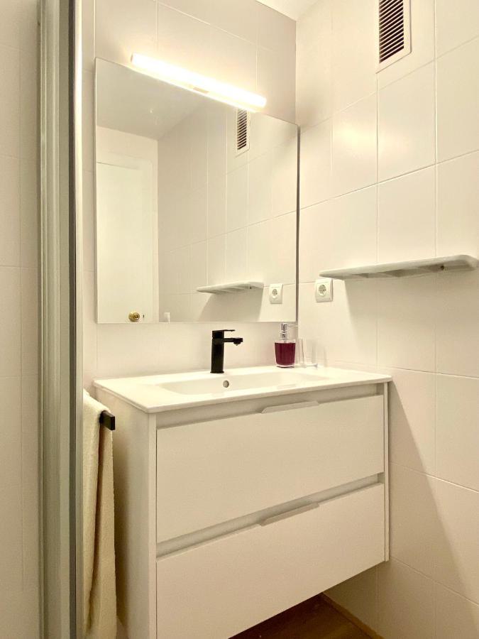 Apartamento Con 3 Habitaciones, Terraza Y Jardin Comunitario Con Piscina En Sant Antoni De Calonge Exterior photo